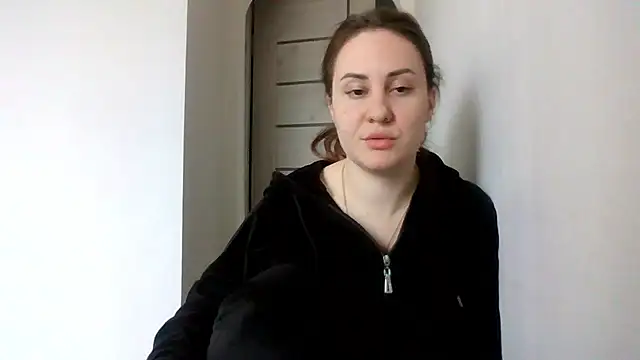 meadoweyes - MeadowEyes's free webcam - UK Sex Cams