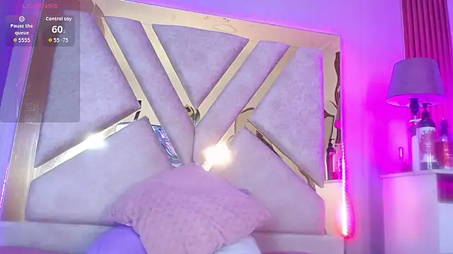 Charlotte_miles webcam