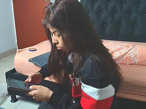 Sweet_Scarlett_ webcam