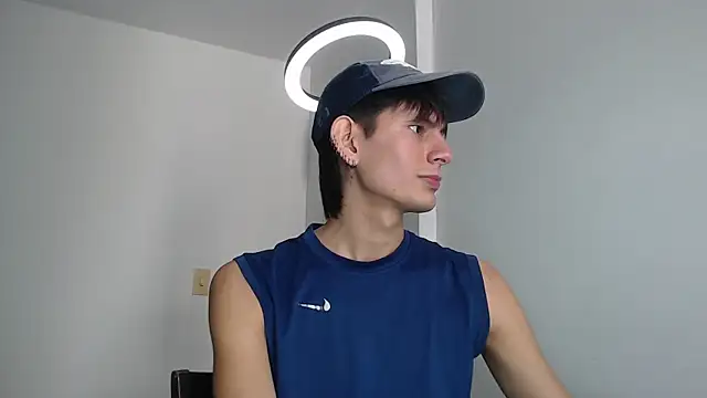 imdavo23 - Imdavo23's free webcam - UK Sex Cams