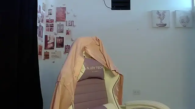 InocentHeaven1 webcam