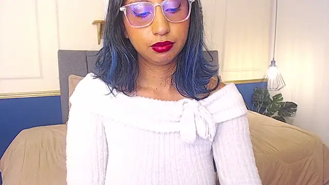 Violet_2003 webcam