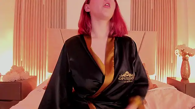 Victoria_Beaumont webcam