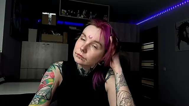 HighelikeGirl webcam