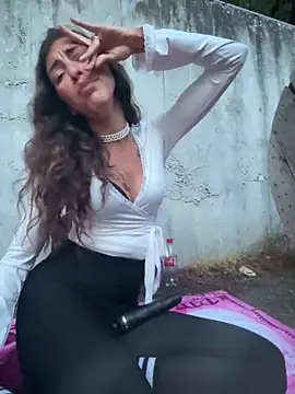 Hello ☀️🌈🐺 LOVENSE LUSH PUSSY 🍓 🟢💋 INSTA Lalla_Amani 💜 SNAP VIP 🌟800tk 3mois CDD