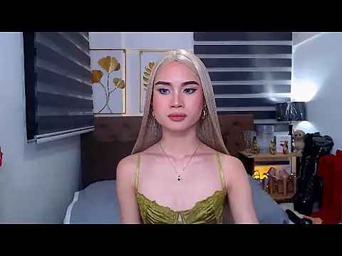 JuicyCockThea webcam