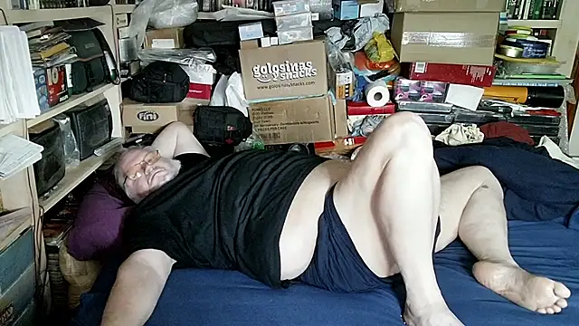 hadeszeuss2 - Hadeszeuss2's free webcam - UK Sex Cams