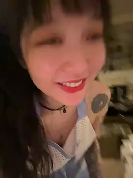 Etherealcat33's room