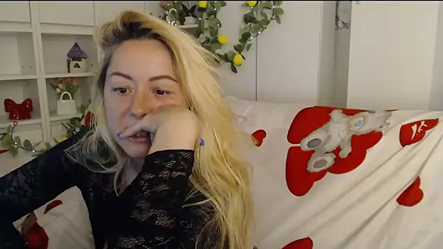 _karolynesyera_ webcam