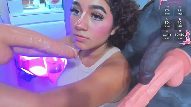 little_valentinaa webcam