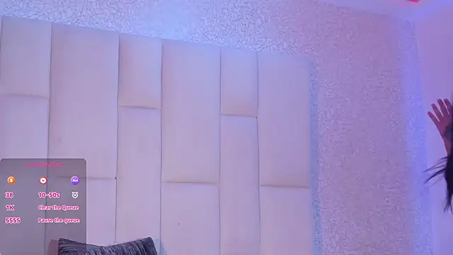 Summer_walkerr webcam