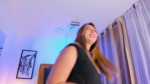 Katalina_Evans webcam