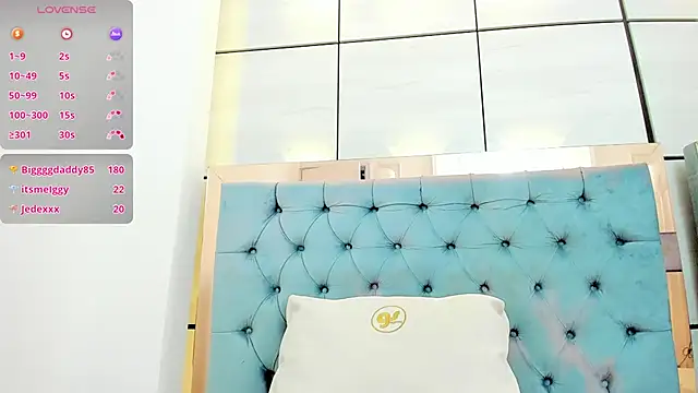 pocahontas_pow webcam