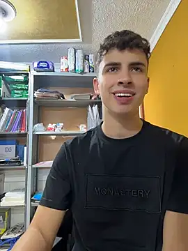 AdrianRinaldi webcam