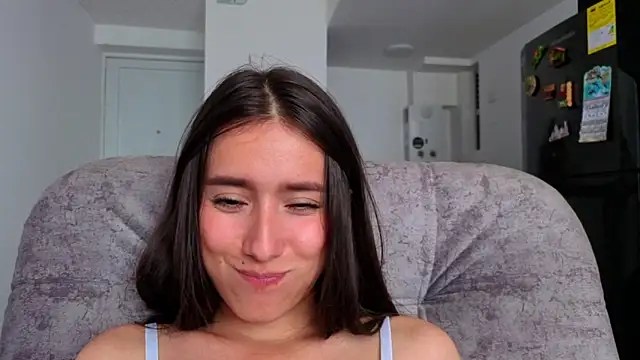 Adhara_Kitten webcam