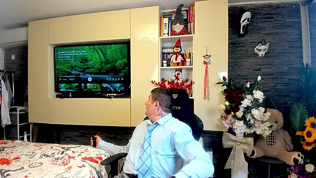 SpartacusDaddy48 webcam