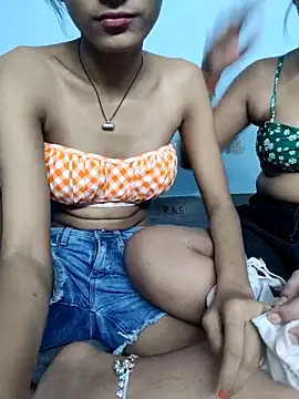 Virgin_Girlss webcam