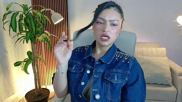 victoria___moon webcam