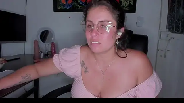 dana_jeins (F young) - dance naked play with pussy and tits