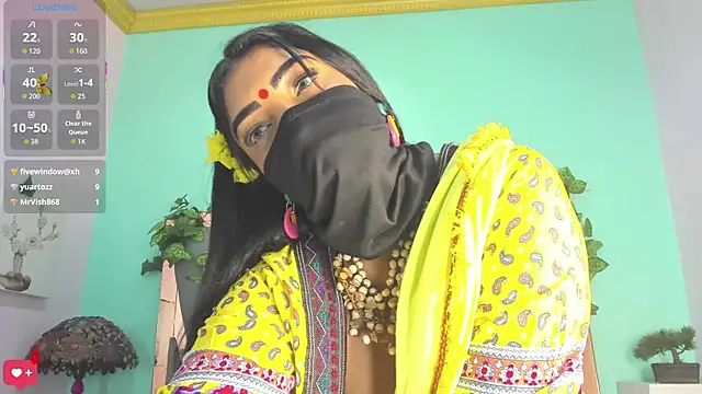 iniya_parul (F milf) - blowjob and a lot of spit👅🥵