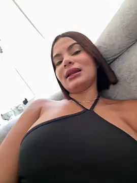 irina_velvett (Ask my age) - Flahs pussy