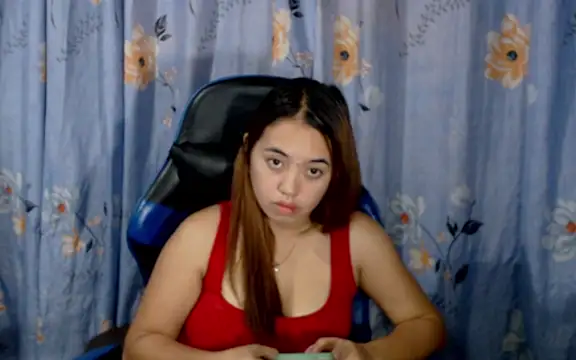 urlover_mae26 webcam