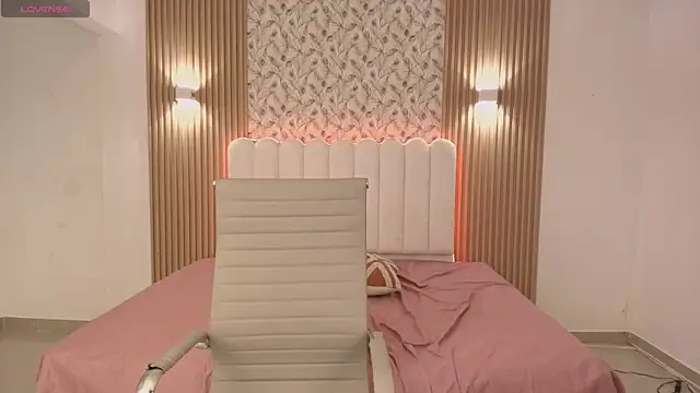 allyson_nahid webcam