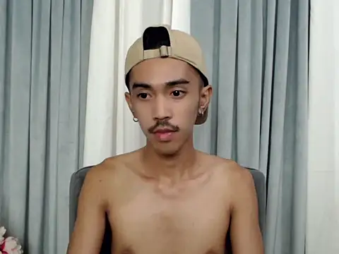 crocodale (M young) - FULL NAKED ON GOAL! (pvt is always open)