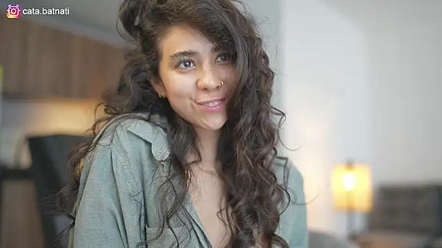 cata_batnati (F young) - spanking time!