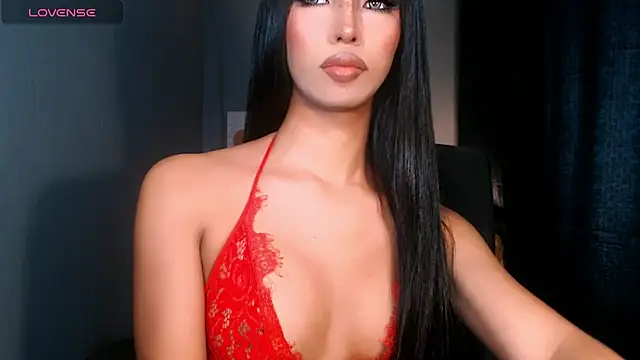 xUrGoddess_islaCumsAlotx webcam