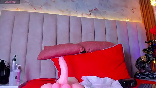 PixzyMartinez webcam