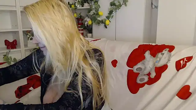 _karolynesyera_ webcam