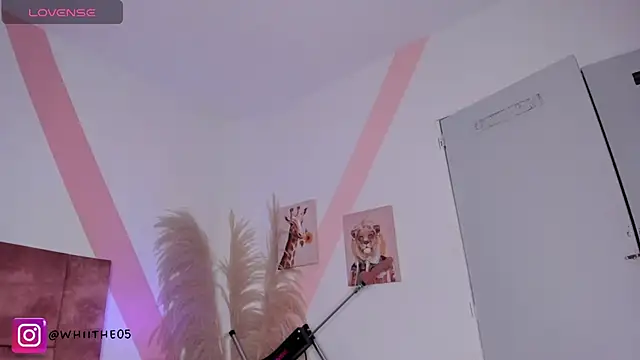 isabella_whiithe webcam