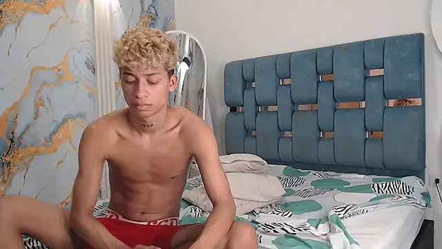 GOLD_BOYS webcam