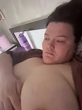 SunnyLeila2101 webcam