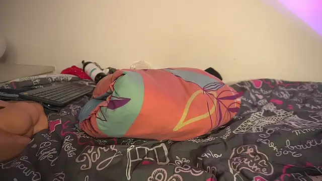 pocahotass_11 webcam