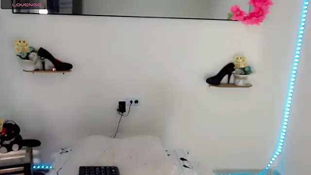 NathalialLooes webcam