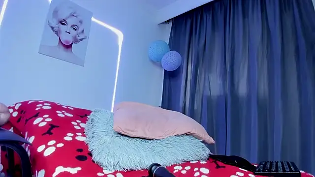 sweet_cinamon webcam