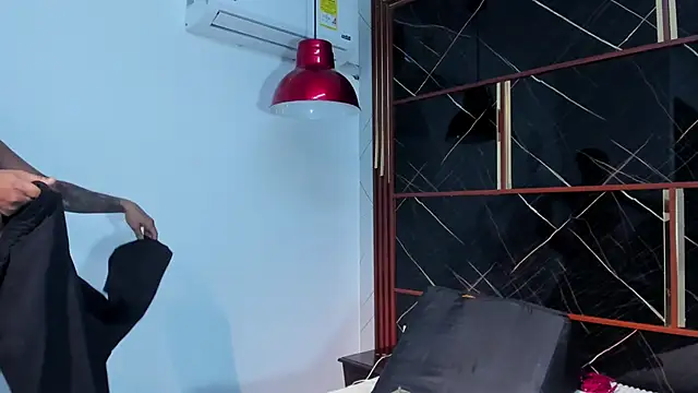 HannyThompson webcam