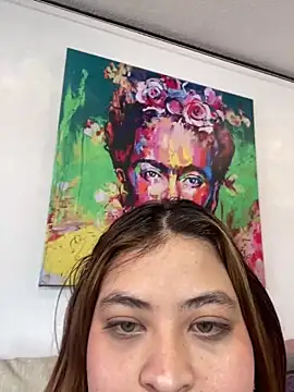 ZoeBennett_Pink webcam