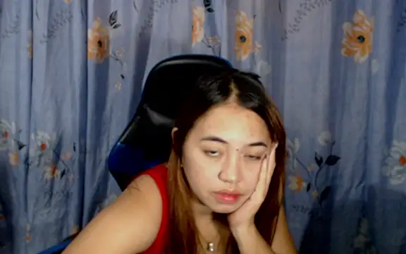 urlover_mae26 webcam