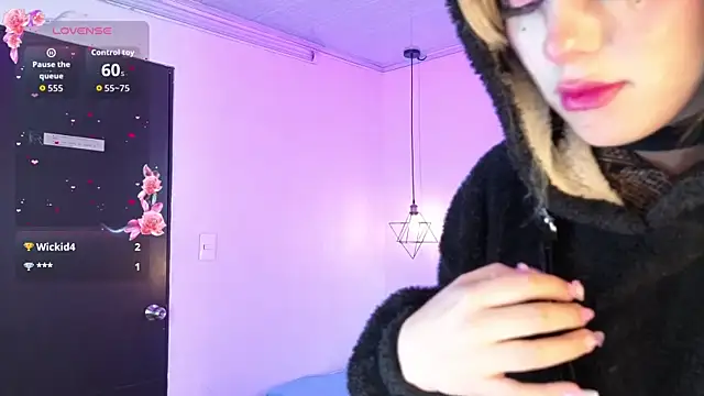 NinaSakura_Eup webcam