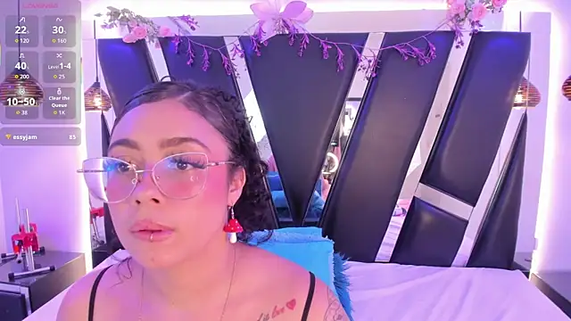 antonelllepiercee webcam