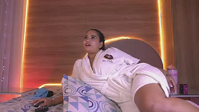 alexaa_walker webcam