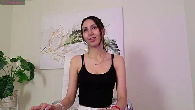 luna_willians (F young) - show breasts