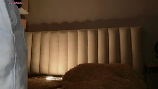 Megan_mooree_ webcam