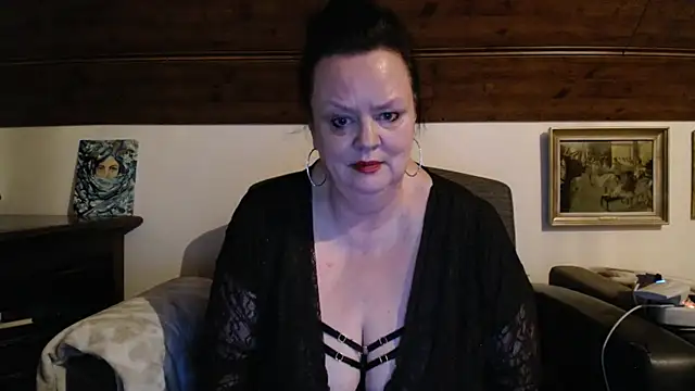 TiffanyMature webcam