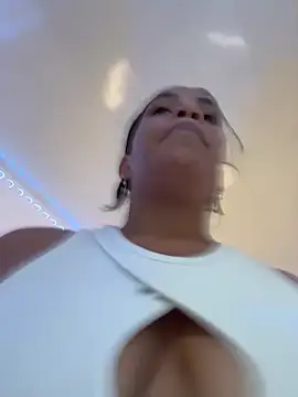 ArielleMillerr- webcam