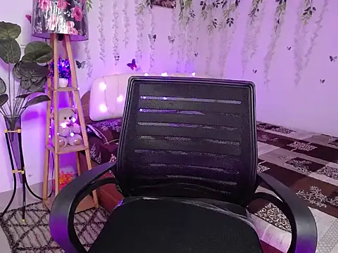 naughty_stripgirl0 (F young) - full nude