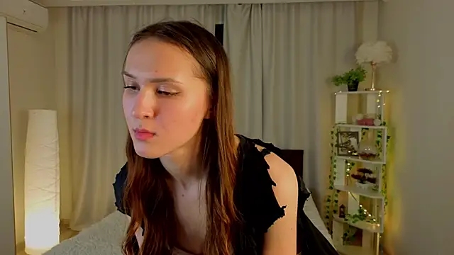 MellieLaliberte webcam